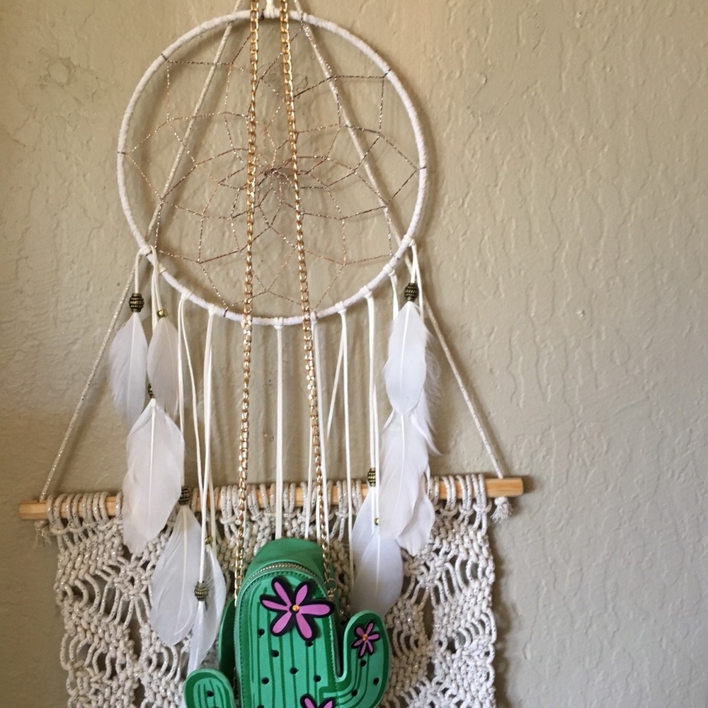 Adorable Cactus Purse 🌵 - Picture 7 of 8